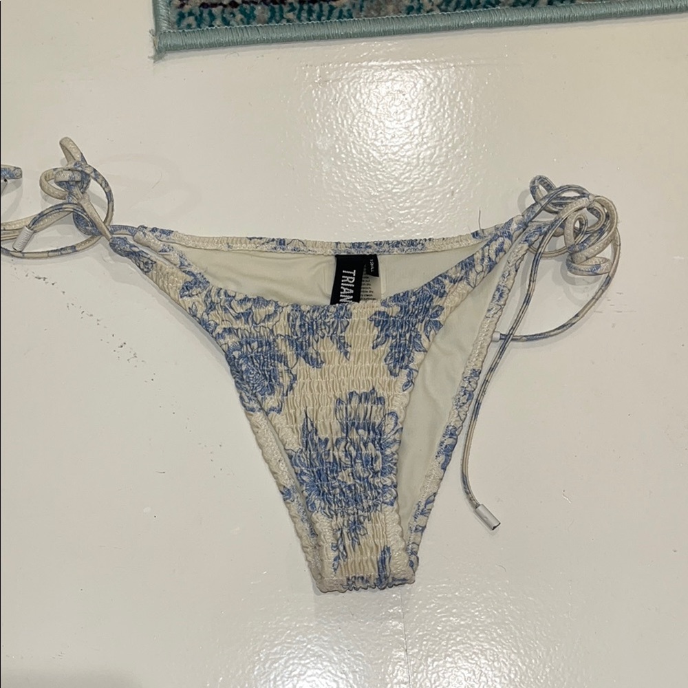 Like new triangle bottoms!